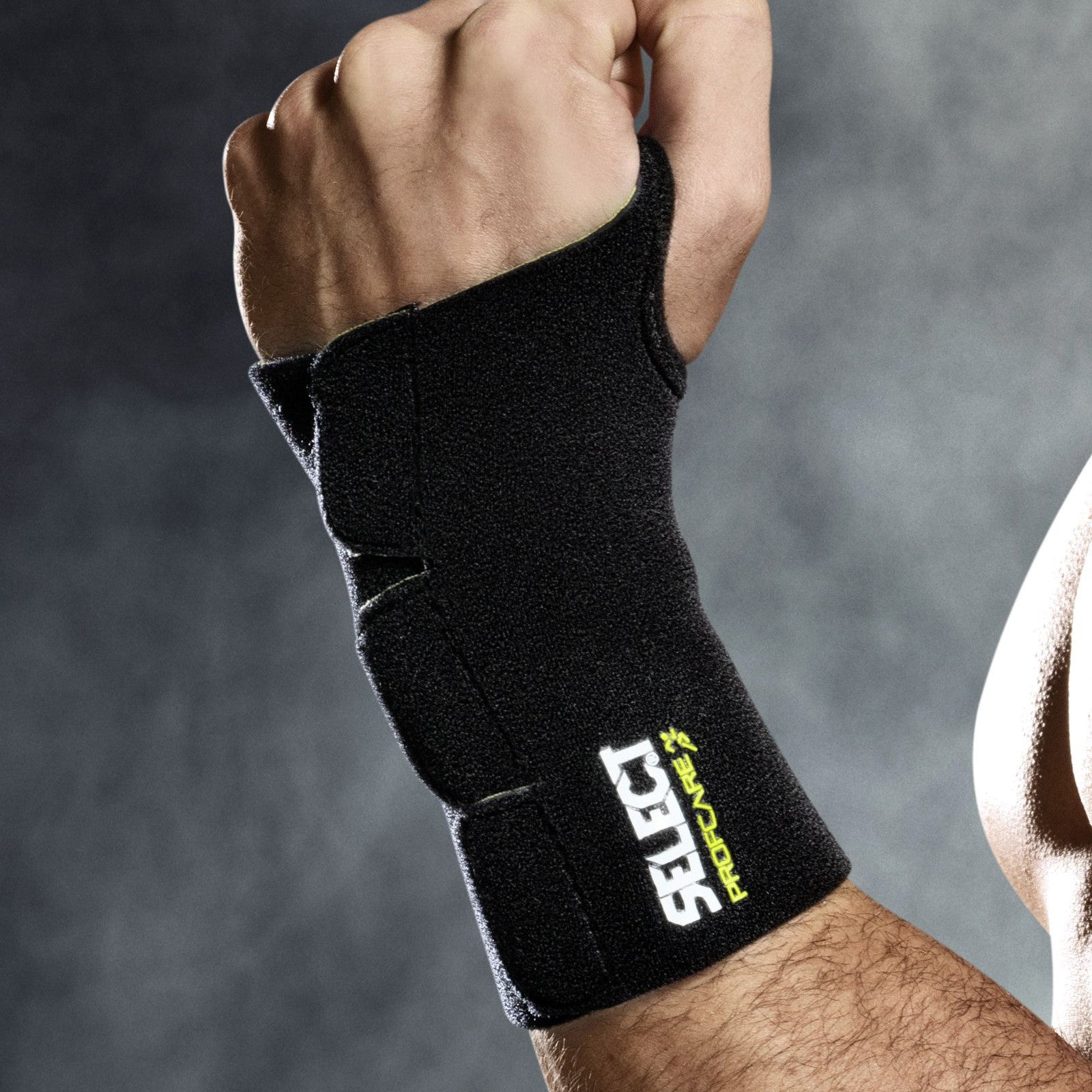Bandáž na zápěstí Select Wrist support left w/splint 6701 černá