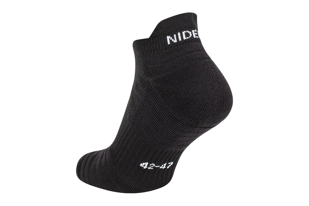 Kotníkové ponožky NIDELO ankle socks Optimal černá